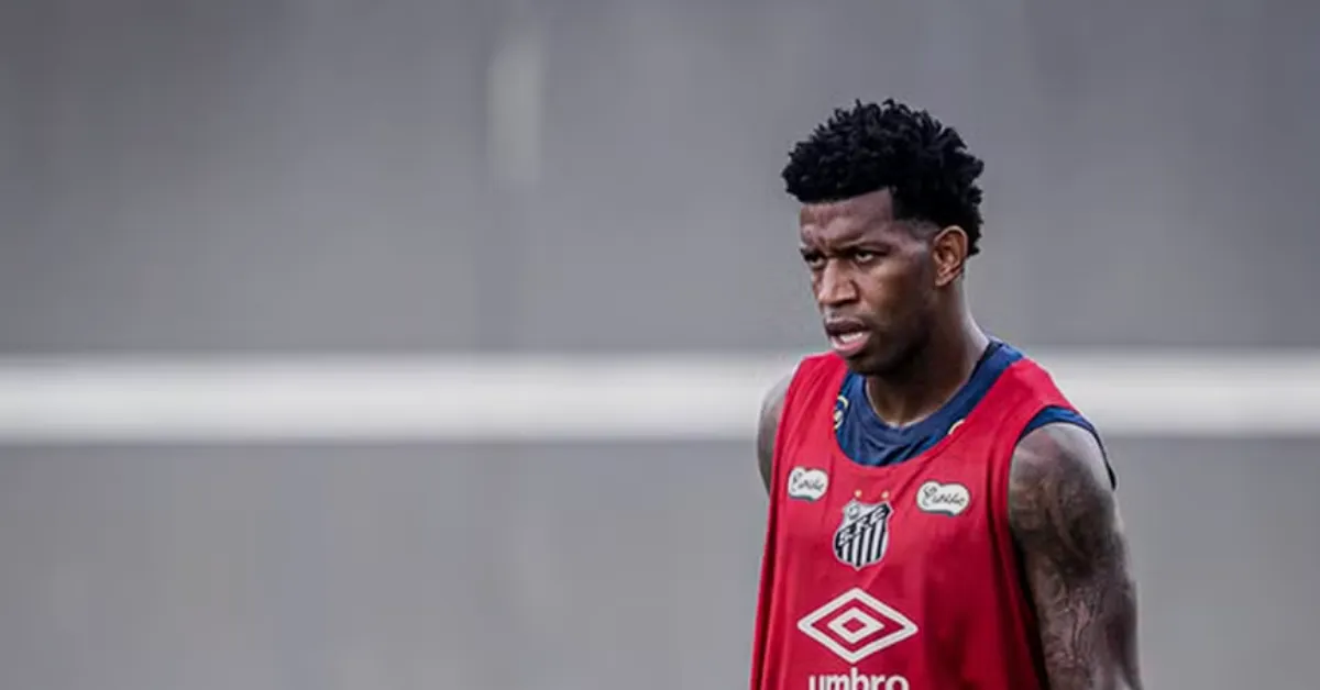 Santos Avalia Gil para Reforçar Defesa em Partida Contra São Bernardo