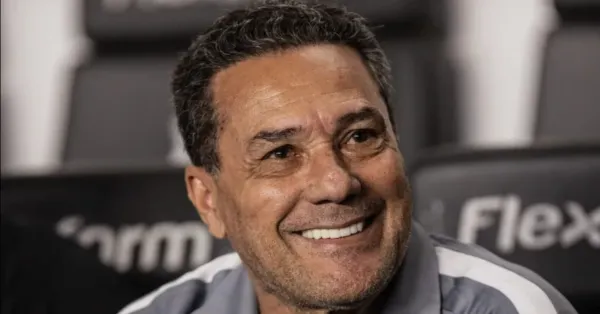 Vanderlei Luxemburgo no Santos: Estratégias e Impacto na Gestão