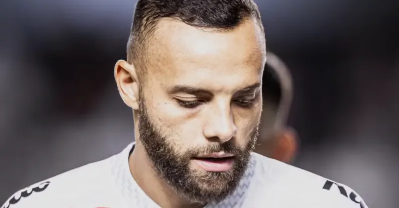 Guilherme: Santos Nega Atlético-MG e Futuro é Incerto.