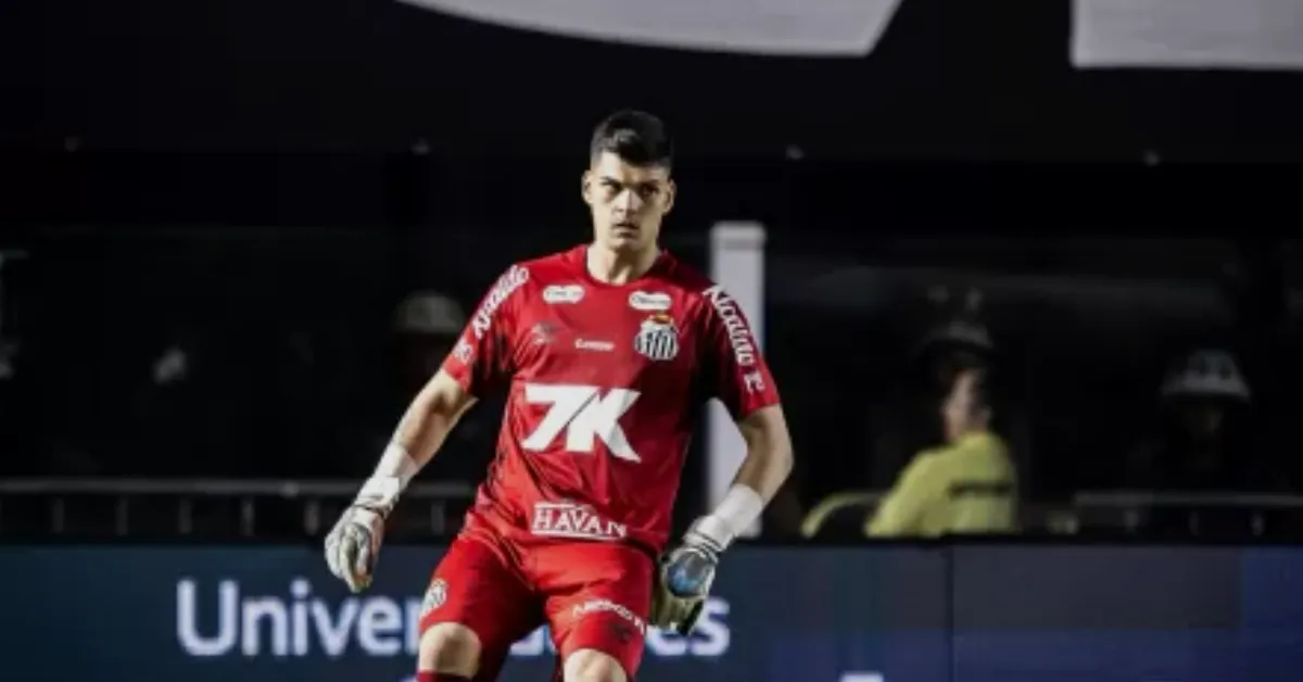 Santos: Dilemas na Meta, Negociações de João Paulo e Futuro de Gabriel Brazão