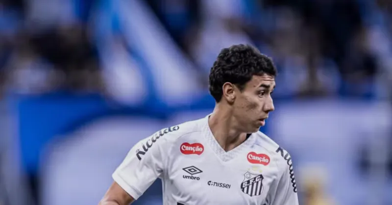 Gabriel Bontempo: Por que o xodó do Santos não é titular sob Cleber Xavier? Análise tática e futuro