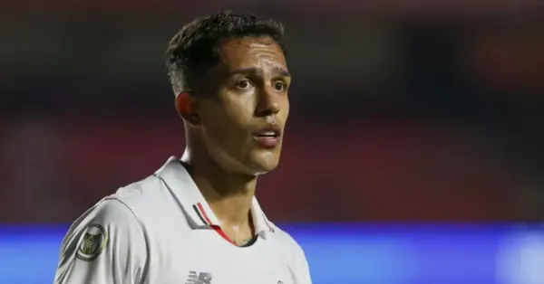 Santos FC: Reforços, Estratégia e Reconstrução do Elenco Pós-Data FIFA