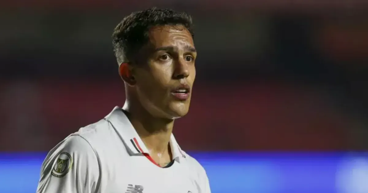 Santos FC: Reforços, Estratégia e Reconstrução do Elenco Pós-Data FIFA