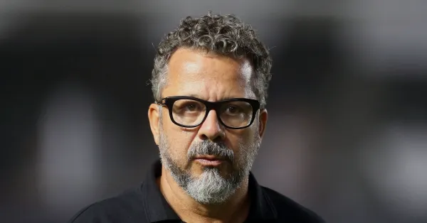 Santos Descarta Remo e Busca Amistoso Crucial em São Paulo para Brasileirão