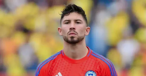 Mercado da Bola: Santos Luta por Reforços, Alvo Chileno Dificulta e Prazo Aperta