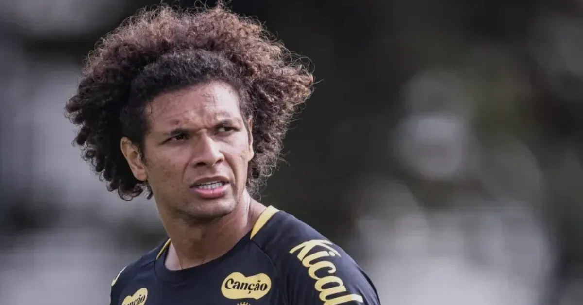 Futuro de Arão no Santos: Mattos Revela Incomodo e Garante Permanência