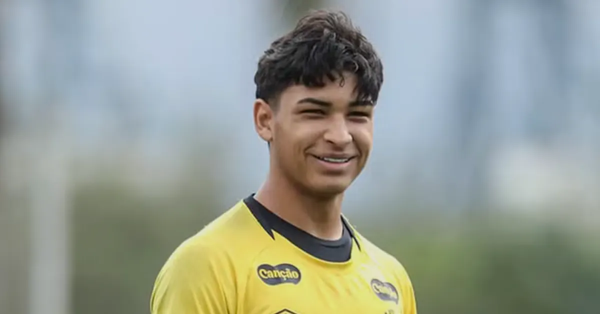 Arthur do Vale: O Goleiro Promessa que Assina com o Santos até 2028