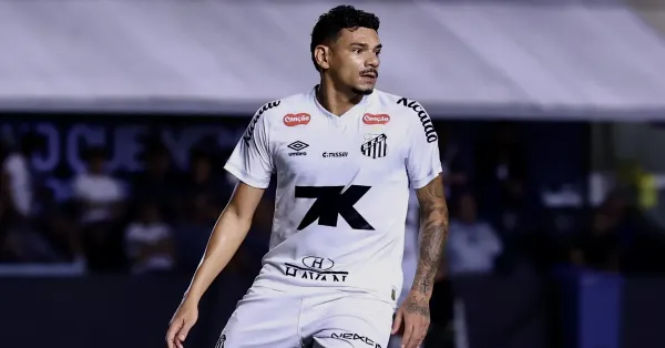 Tiquinho Soares Segue no Santos: Entenda os Motivos e o Futuro do Atacante