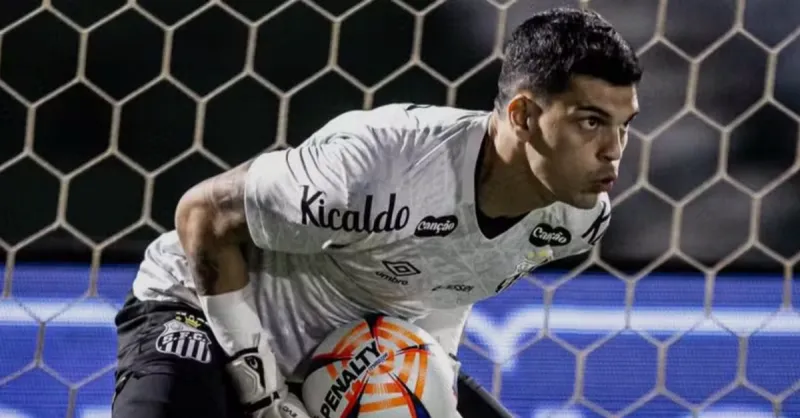 Gabriel Brazão assume protagonismo e se firma como referência no Santos
